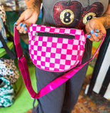 Showoff Sidekick Purse• Hot Pink Checkered